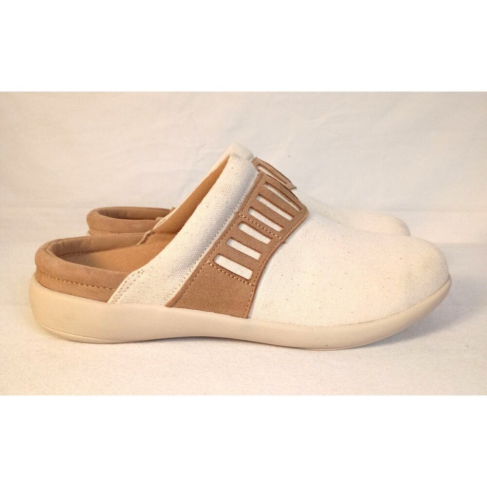 Revitalign Maria Clog Cream Canvas 7.5 D (wide) Arch Support APMA Comfort